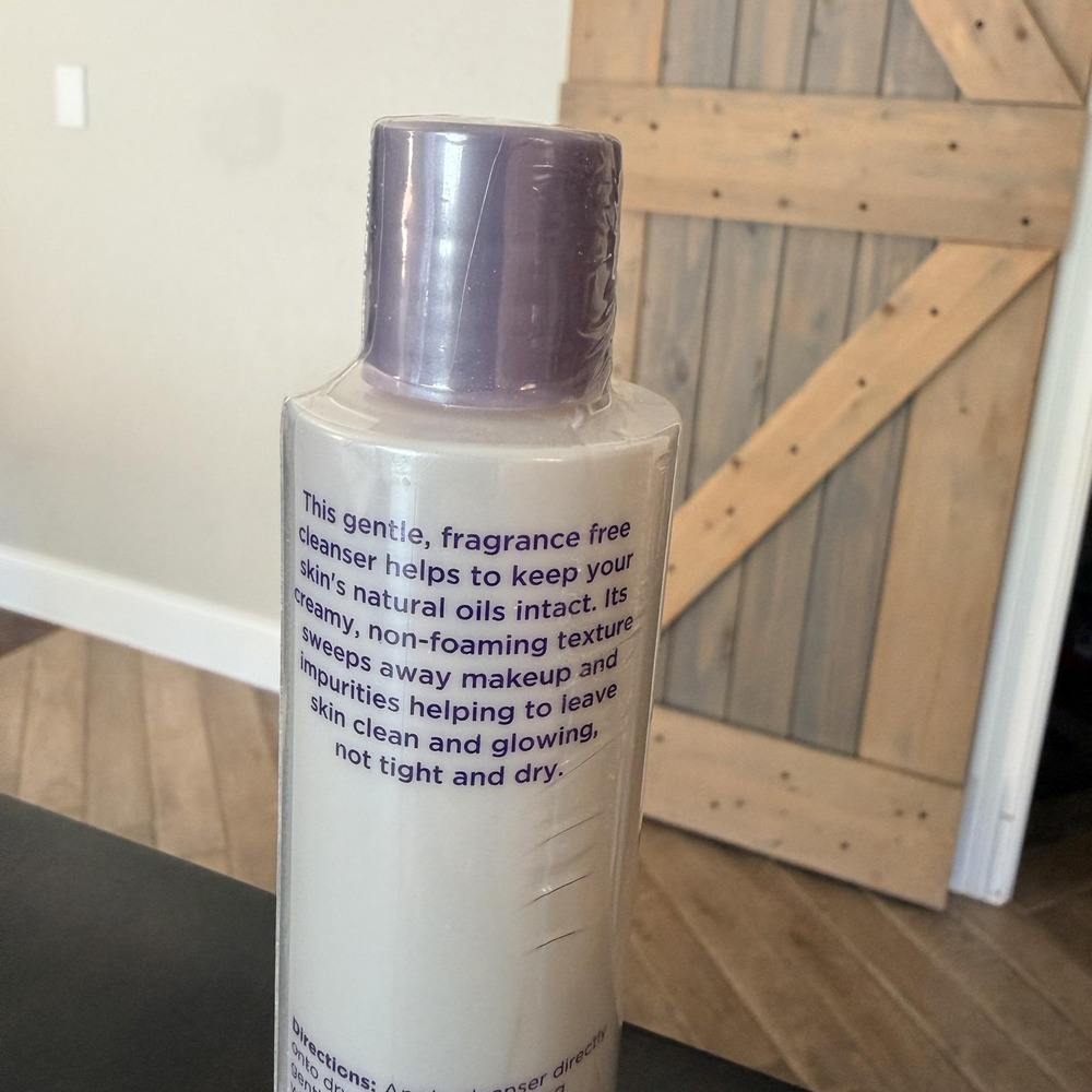 Meaningful Beauty Cindy Crawford Skin Softening Cleanser 6 Oz Womens Face - Picture 2 of 7